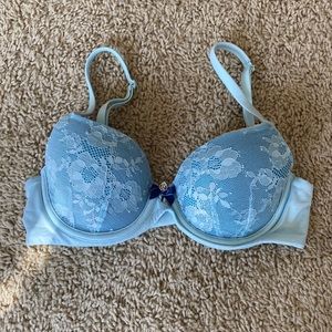 Body by Victoria bra • 32C